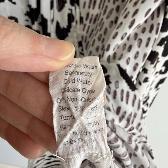 CAbi Black and White Animal Print Surplice Long Sleeve Ladies Blouse, S - Picture 6 of 6